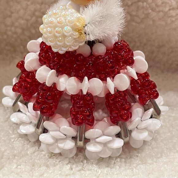 Vintage Handmade Beaded Christmas Safety-pin Dolls Set of 2 Red Green - Picture 9 of 15